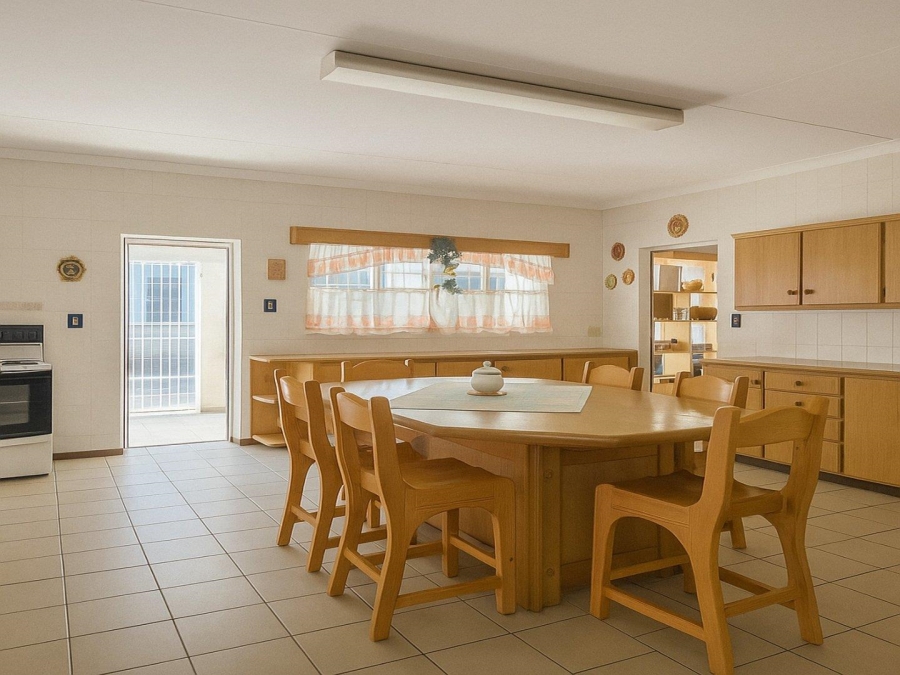 4 Bedroom Property for Sale in Ladybrand Free State